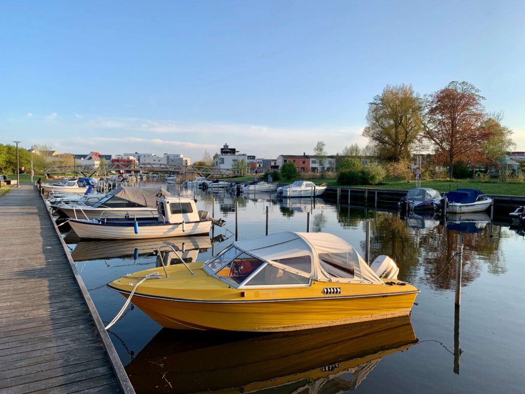 fin bild på båt kanske ett mål för den som vill starta företag Lomma (i Lomma)